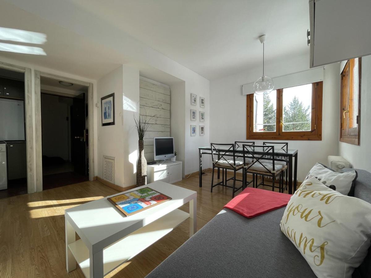 Izas · Pirineos360 · Práctico y sencillo · Perfecto para esquiadores Formigal Exterior foto